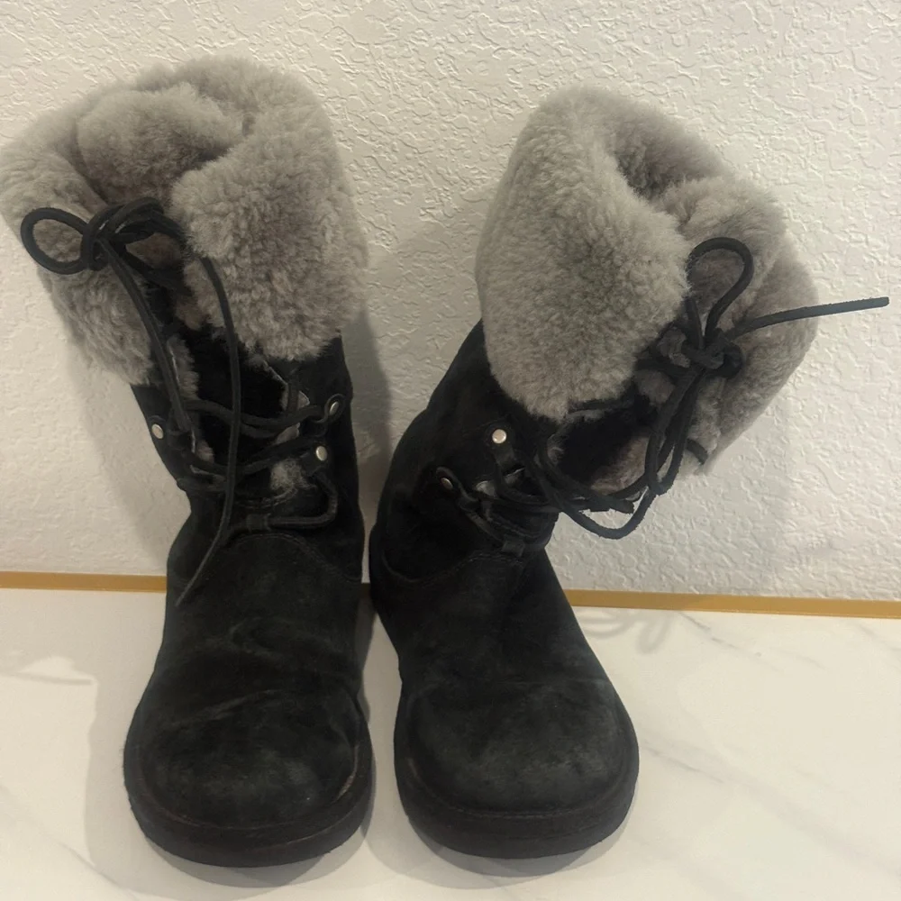 UGG cozy shearling
